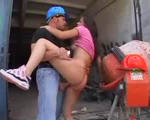 Femme au chantier - Photo 3